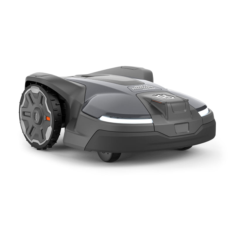 Husqvarna Automower® 450X NERA Cable Version (5,000 m²)